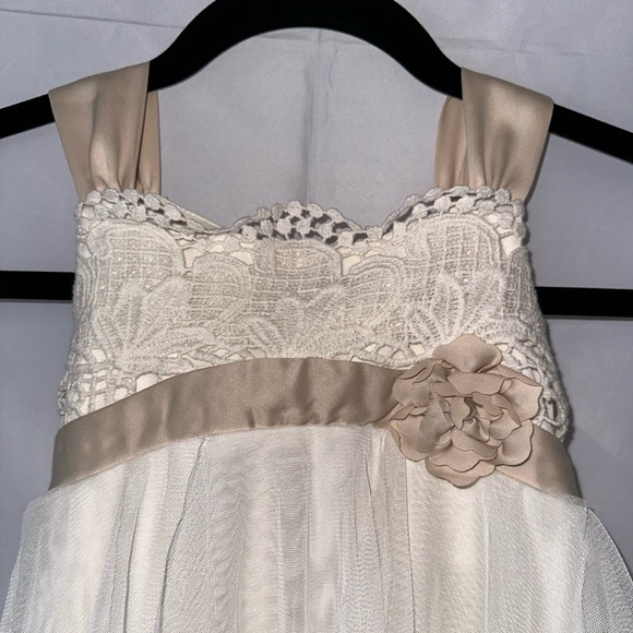 Biscotti Cream and Beige Dress Kids Size 6 - Picture 2 of 5